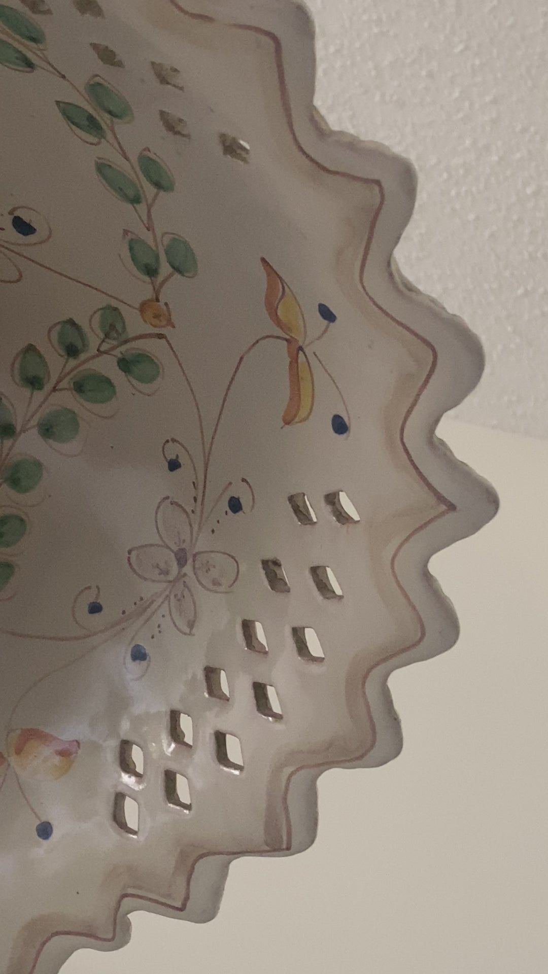 rare vintage Italian Caltagirone hand painted ceramic pendant light, signed by artist Nicolò Morales