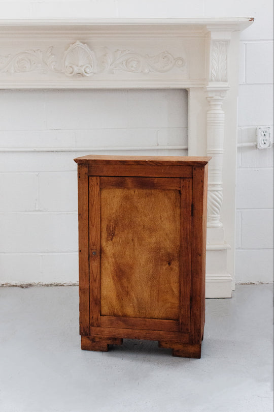 vintage french "petit meuble"