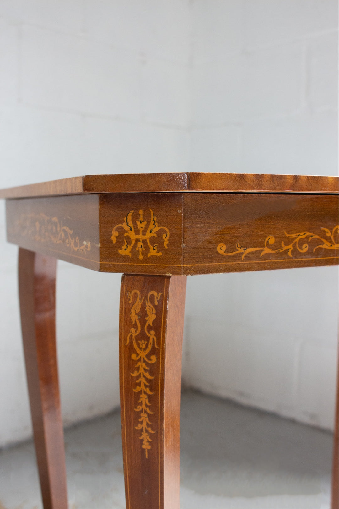 midcentury Italian marquetry chess table