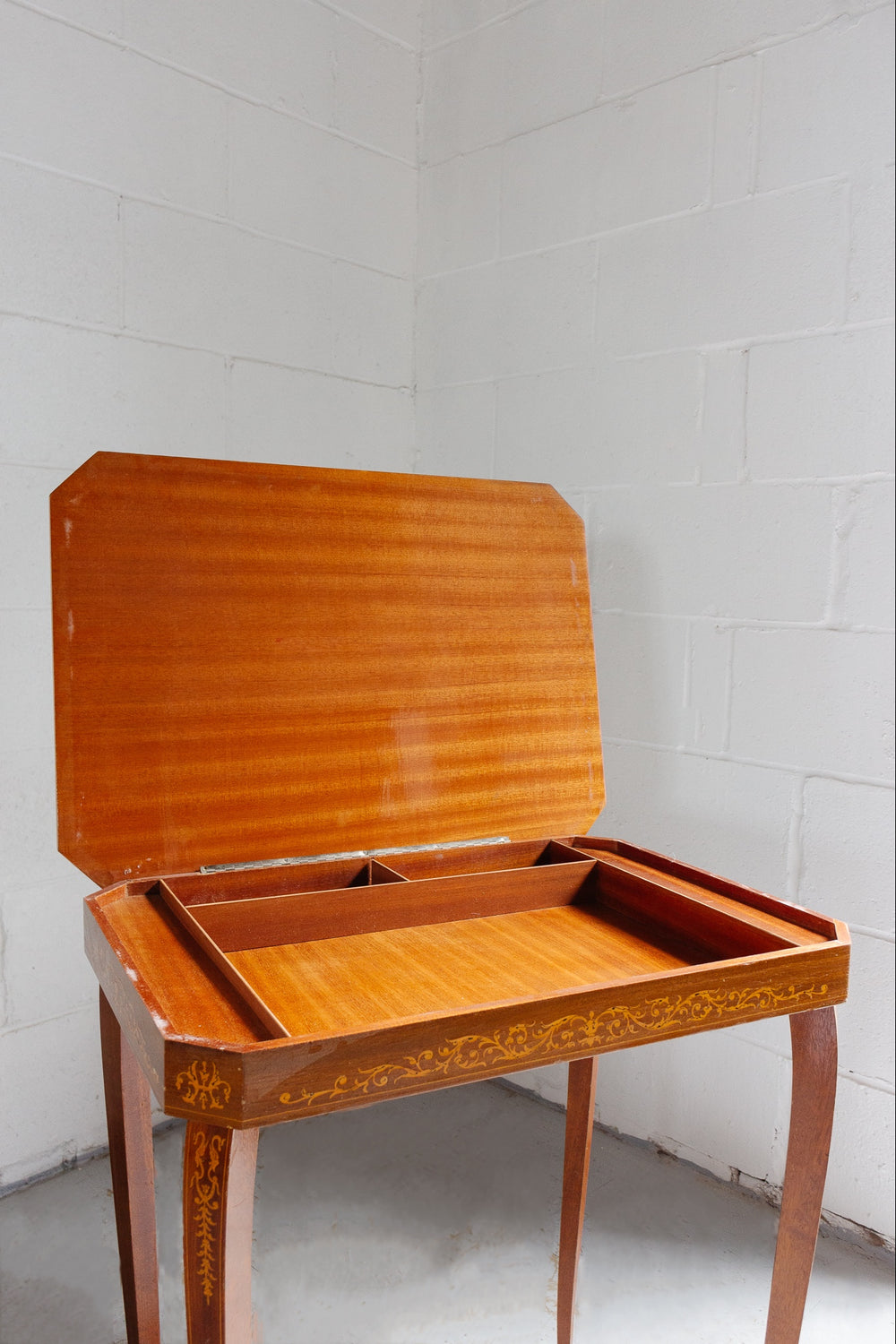 midcentury Italian marquetry chess table