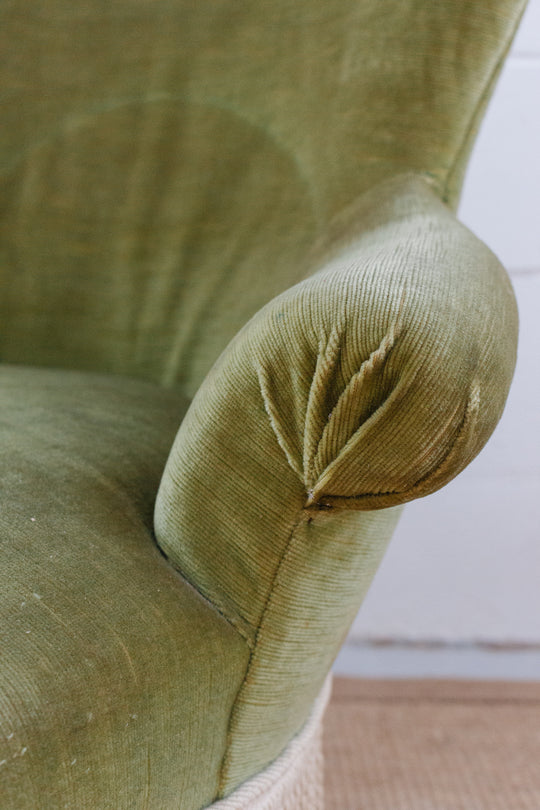 vintage french velvet green crapaud chair