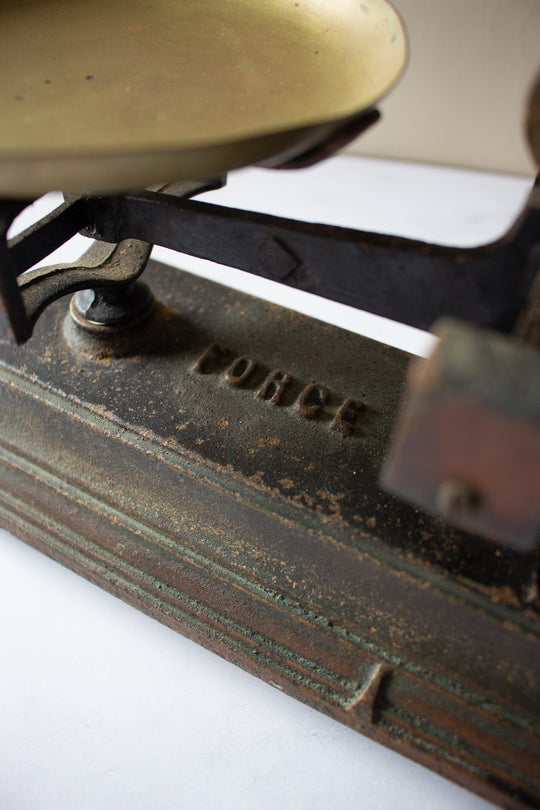 turn of the century French cast iron and brass shop scale