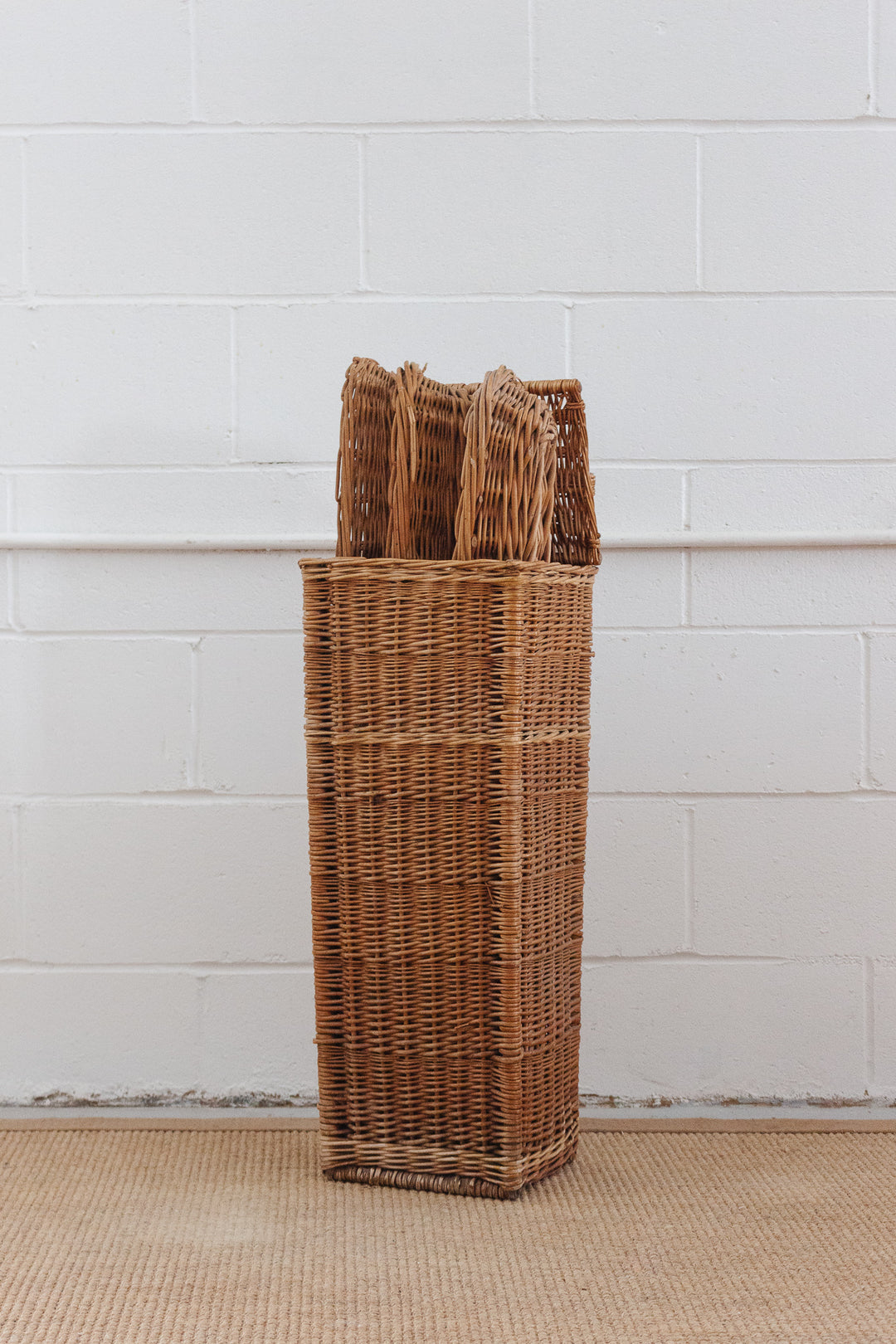 vintage french woven boulangerie baguette panier