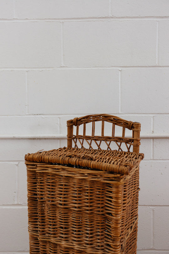 vintage french woven boulangerie baguette panier