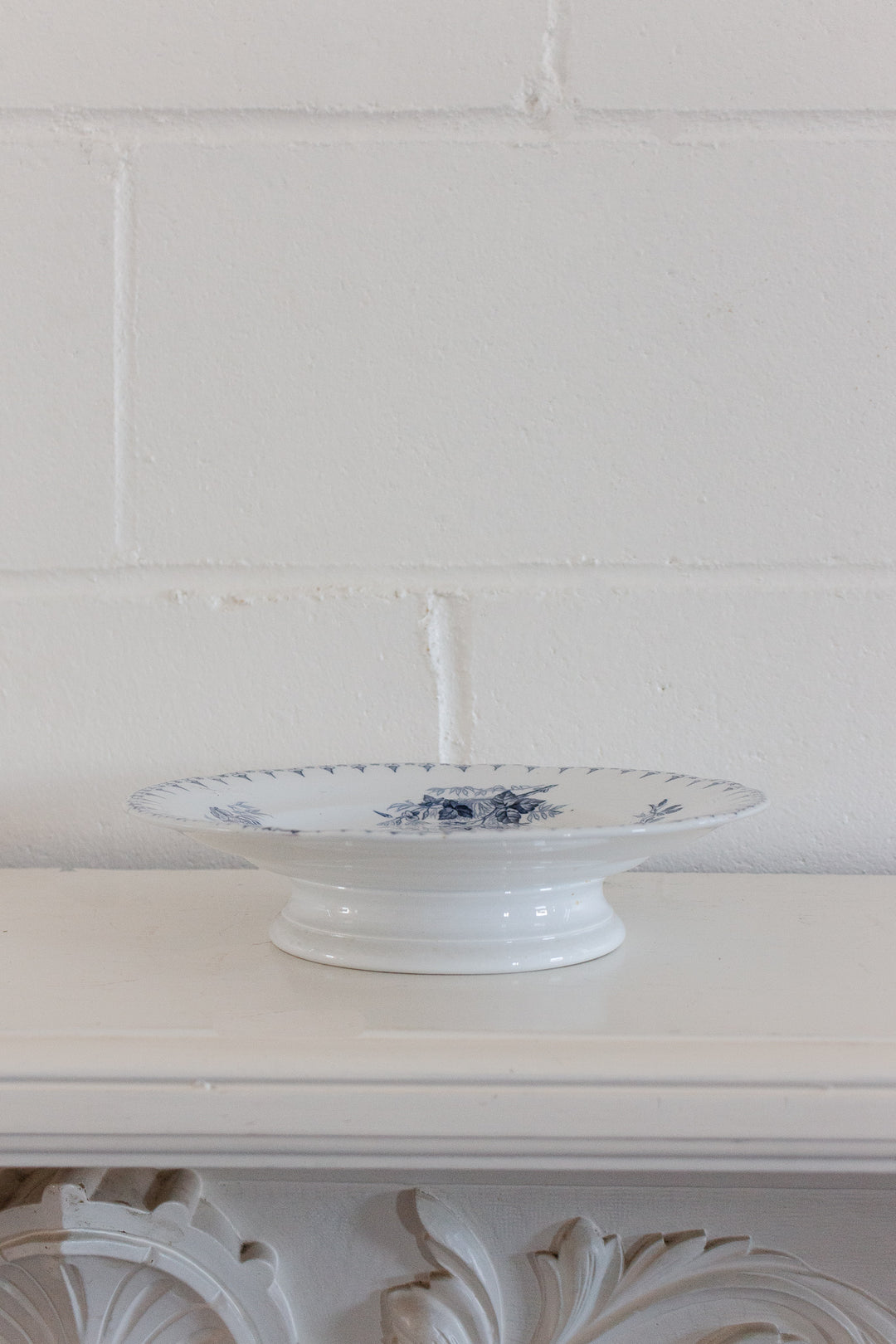 antique french Sarreguemines transferware footed cake plate