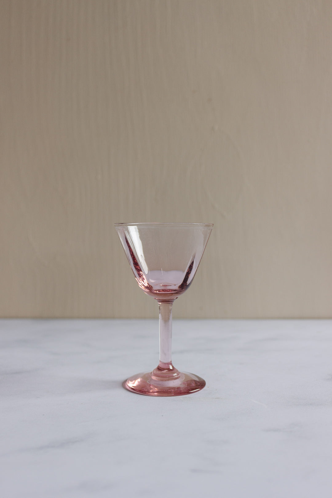 vintage french pink apéritif glasses