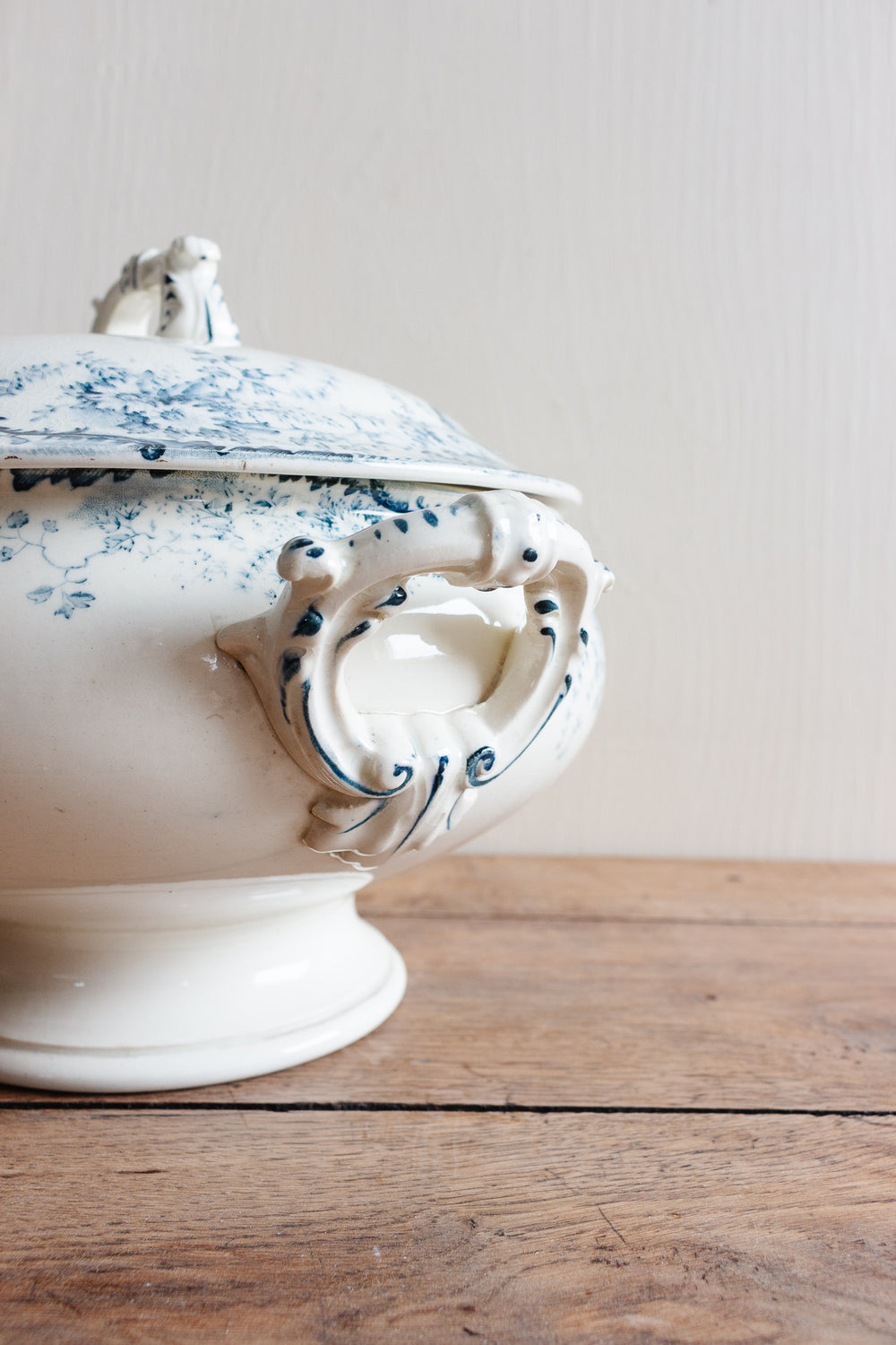 antique french transferware soupière