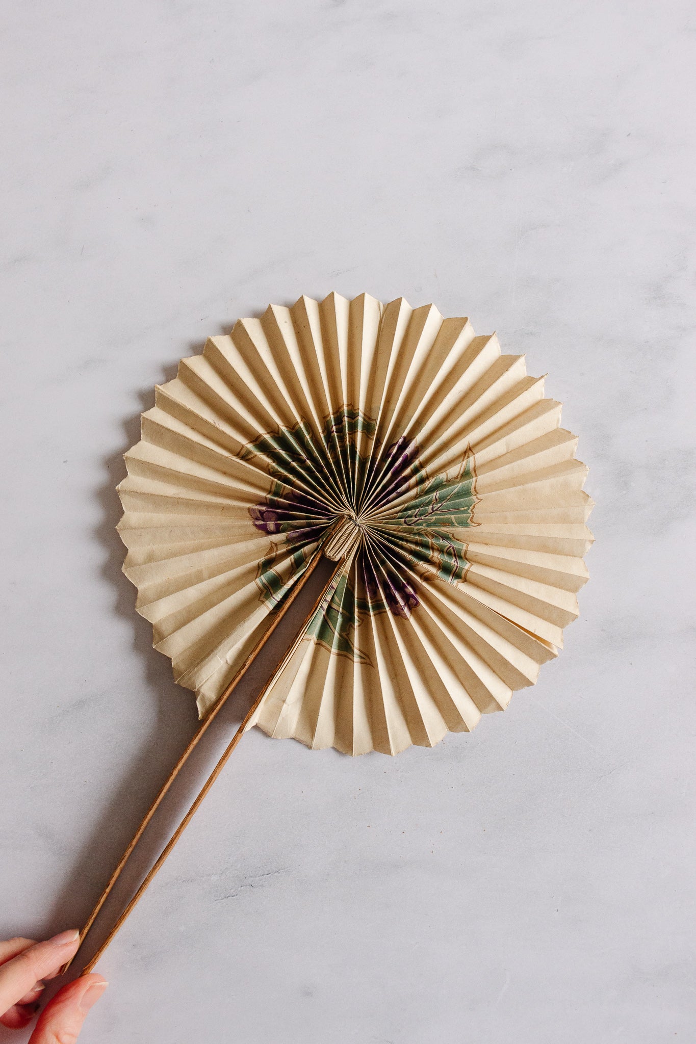 antique french advertising paper fans – Joliette