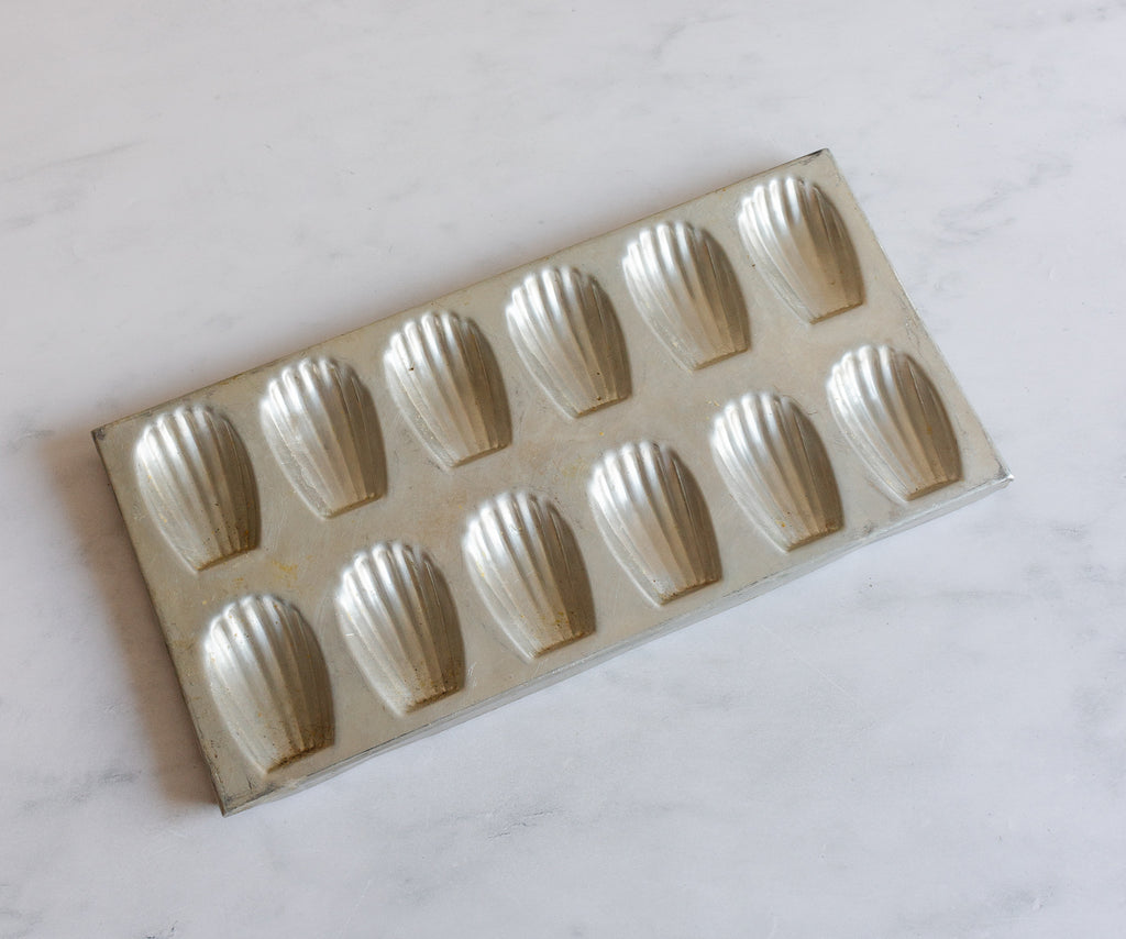 vintage french madeline baking trays Joliette