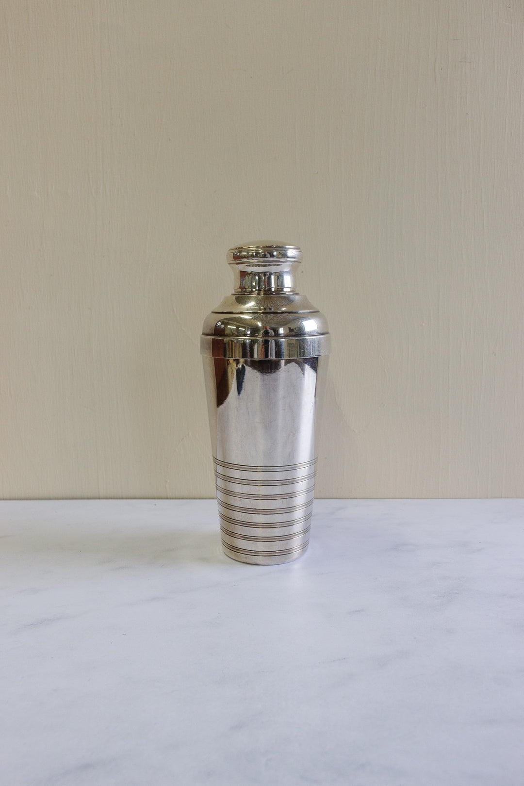 1930s French art deco silverplate shaker