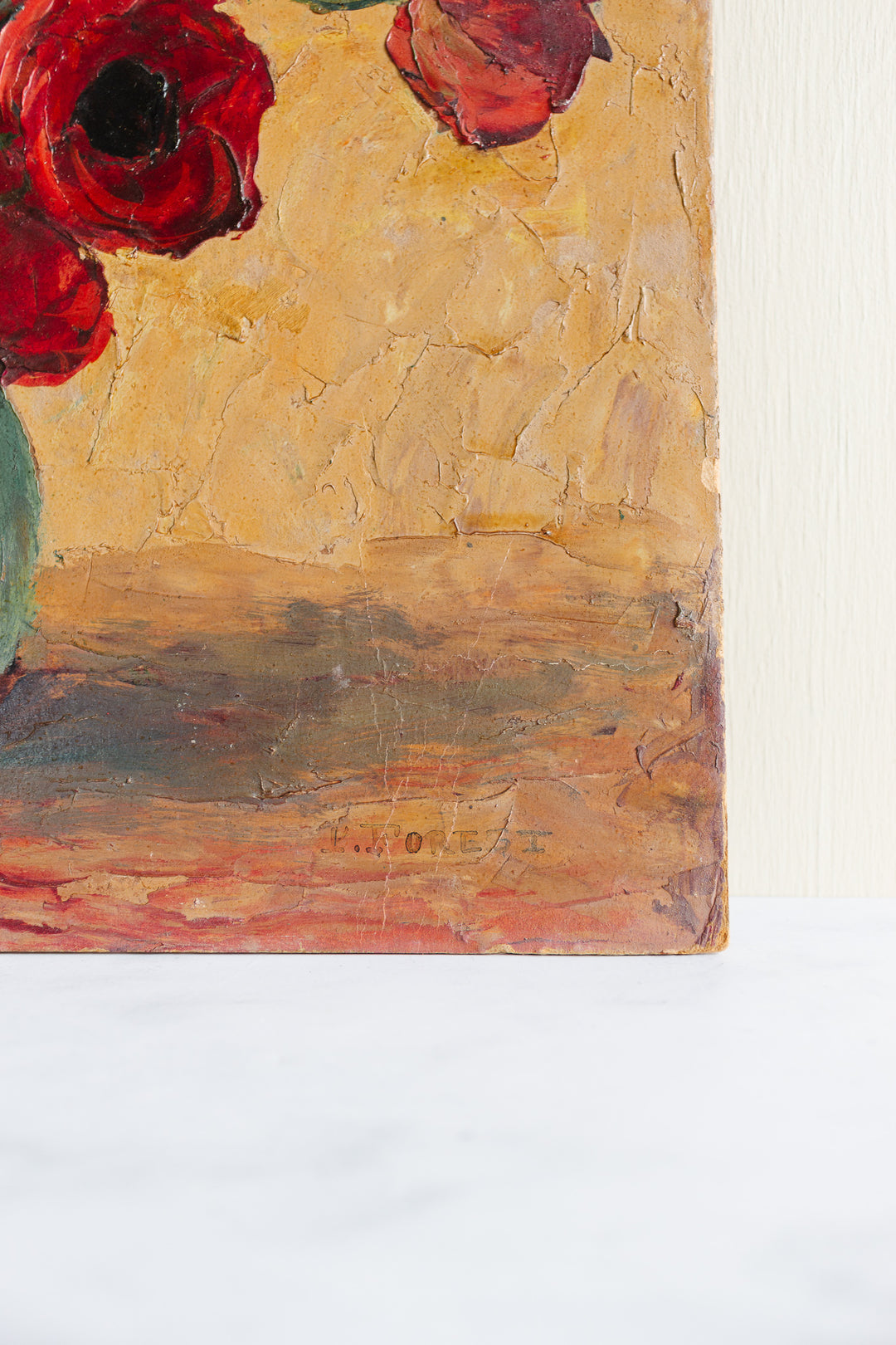 vase vert avec coquelicots