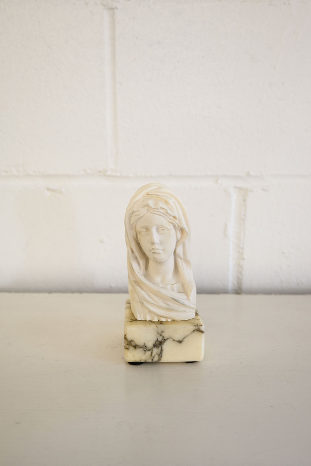 vintage italian alabaster busts