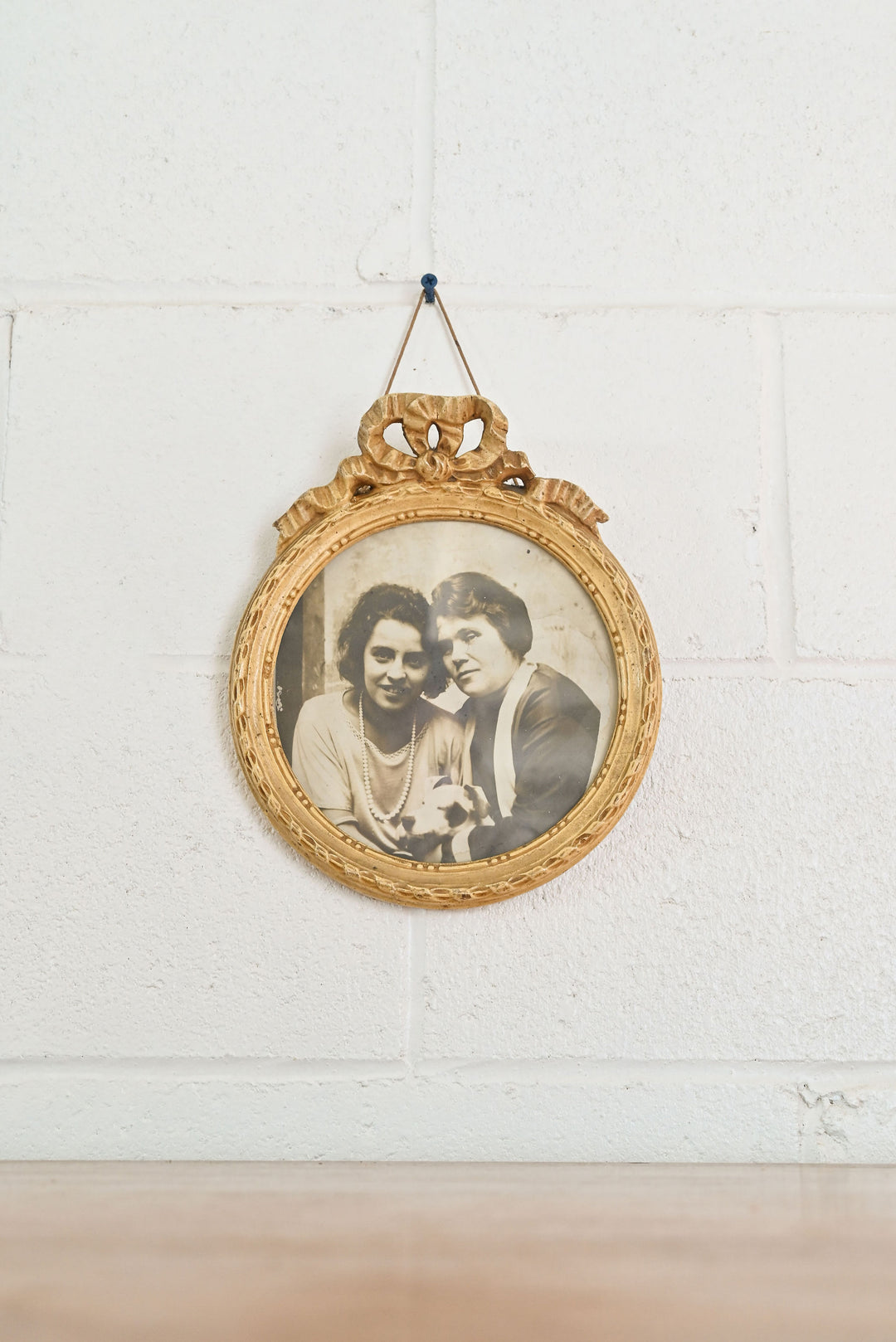 antique French Louis XV round picture frame