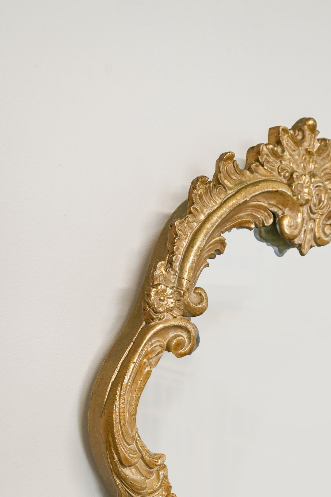 vintage carved wood gilt mirror
