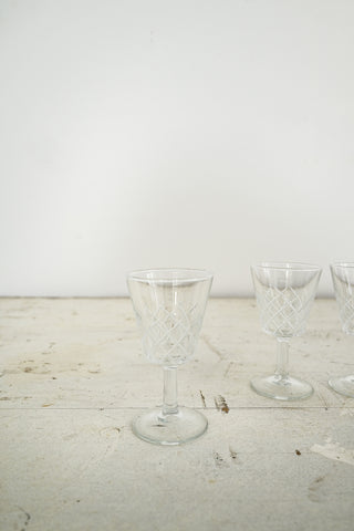 set of 4 vintage etched french liquor glasses