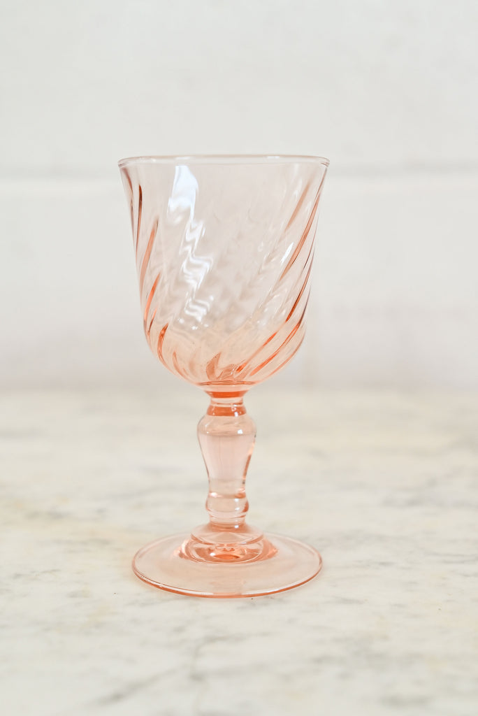 Vintage French Wine Glasses, Set of 4, Salmon Pink Depression Glassware,  Made in France, Pink Ice Wine Glasses, Collectible Barware Glasses 