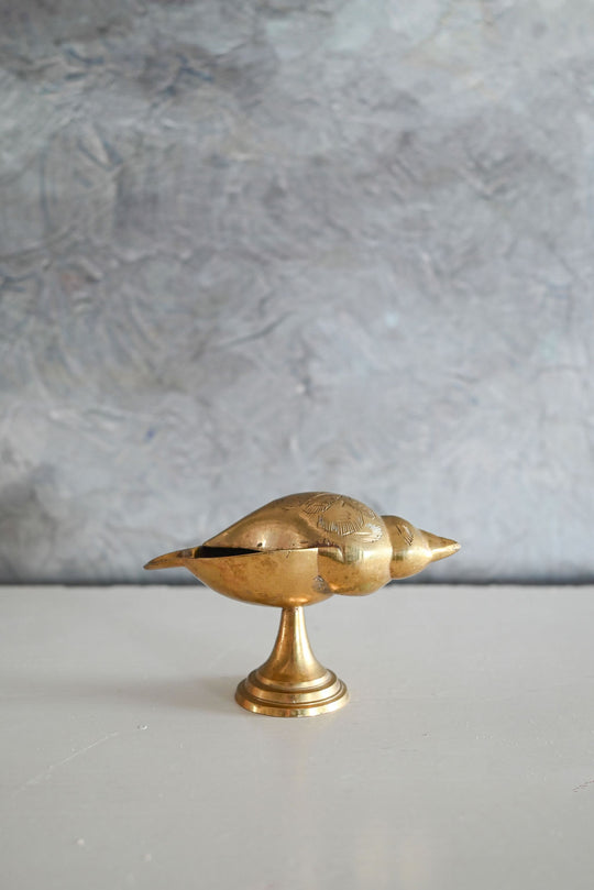 vintage french brass shell "cendrier"