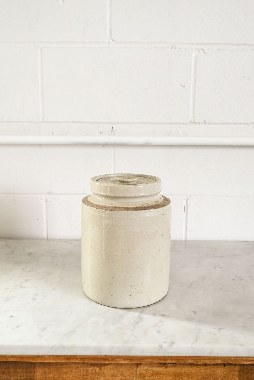 antique cream coloured pot