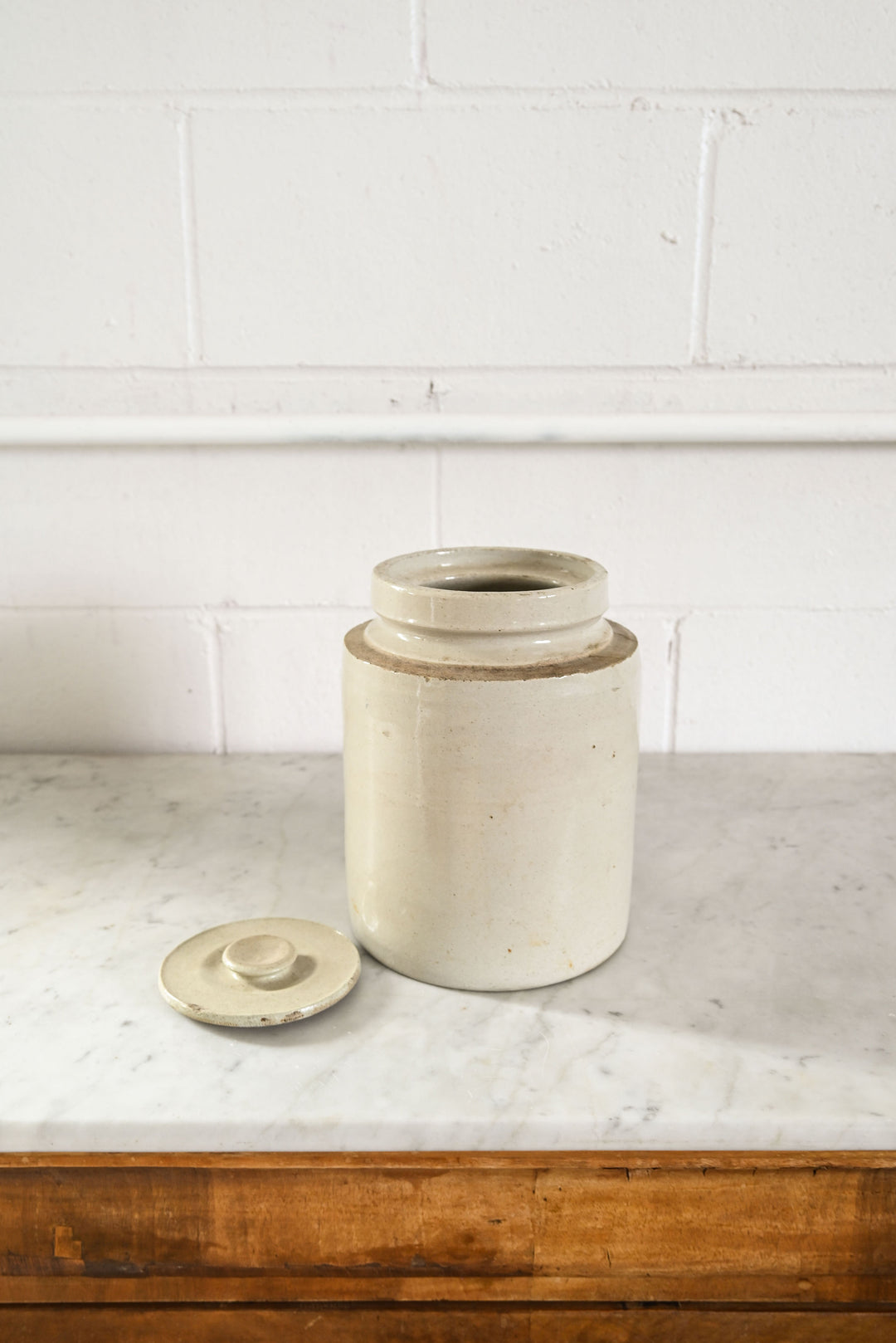 antique cream coloured pot