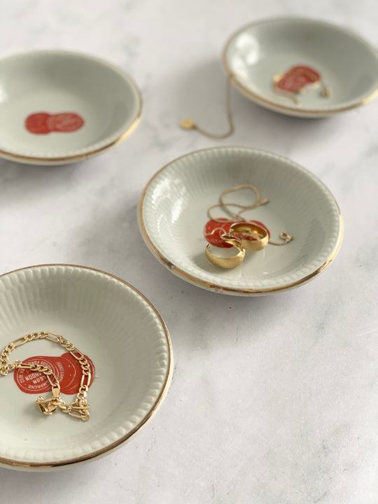 vintage french advertising ashtray "champagne leon chandon"