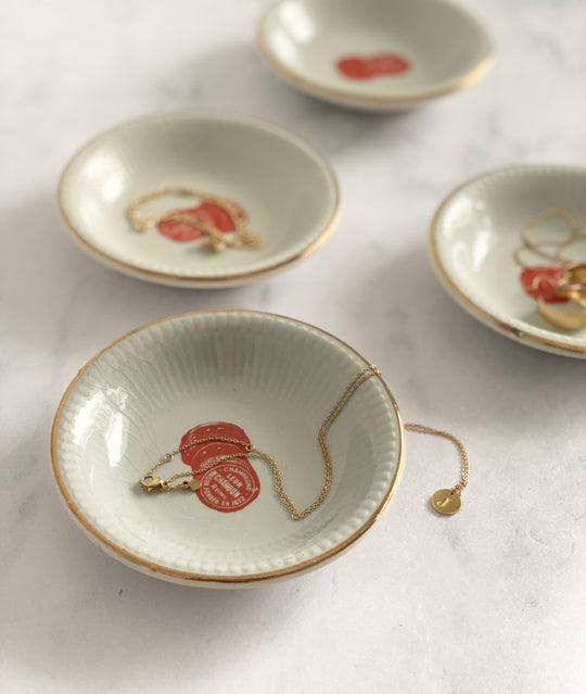 vintage french advertising ashtray "champagne leon chandon"