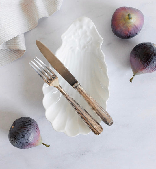 antique French “coquillage” porcelain ravier