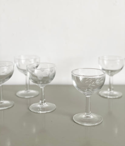 electic set of 5 vintage French digestif glasses